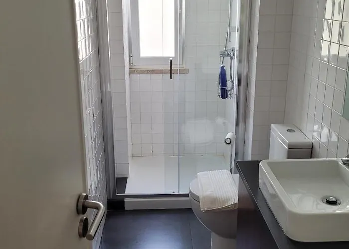 Comfy Near Metro 홈스테이