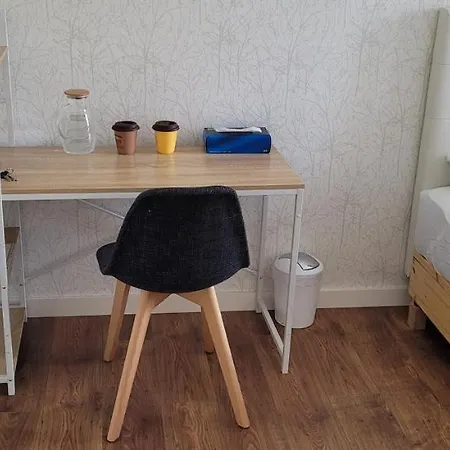 Comfy Near Metro And Airport * Lissabon